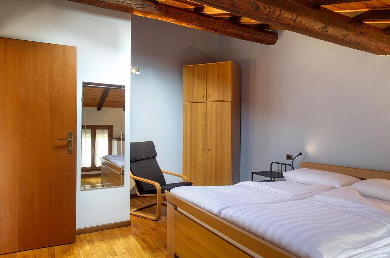 Casa Dany Apartment มัลเชซิเน ภายนอก รูปภาพ